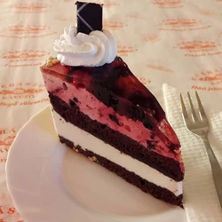 Joghurtos erdei gyümölcs